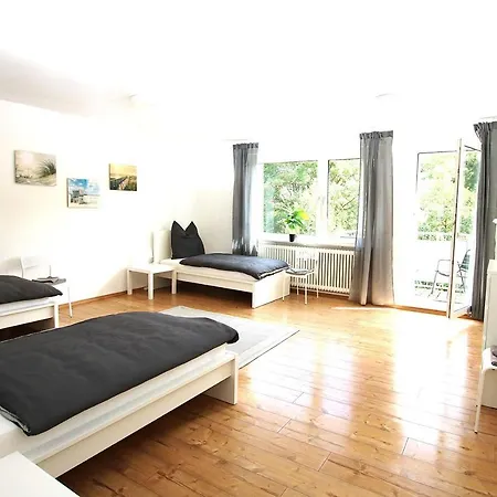 Spacious With Balcony Вецлар